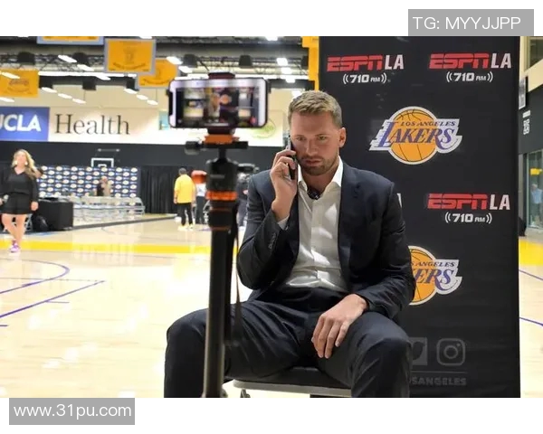 老詹贡献16分8助攻东契奇全场20分湖人成功终结火箭三连胜之路